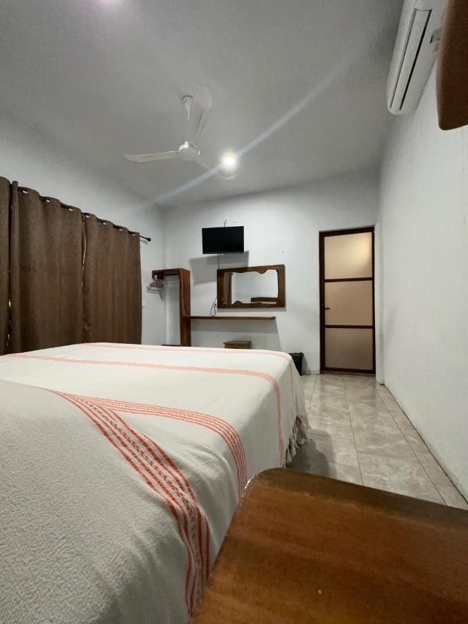Hotel Cabanas Pepe Пуэрто-Эскондидо Экстерьер фото