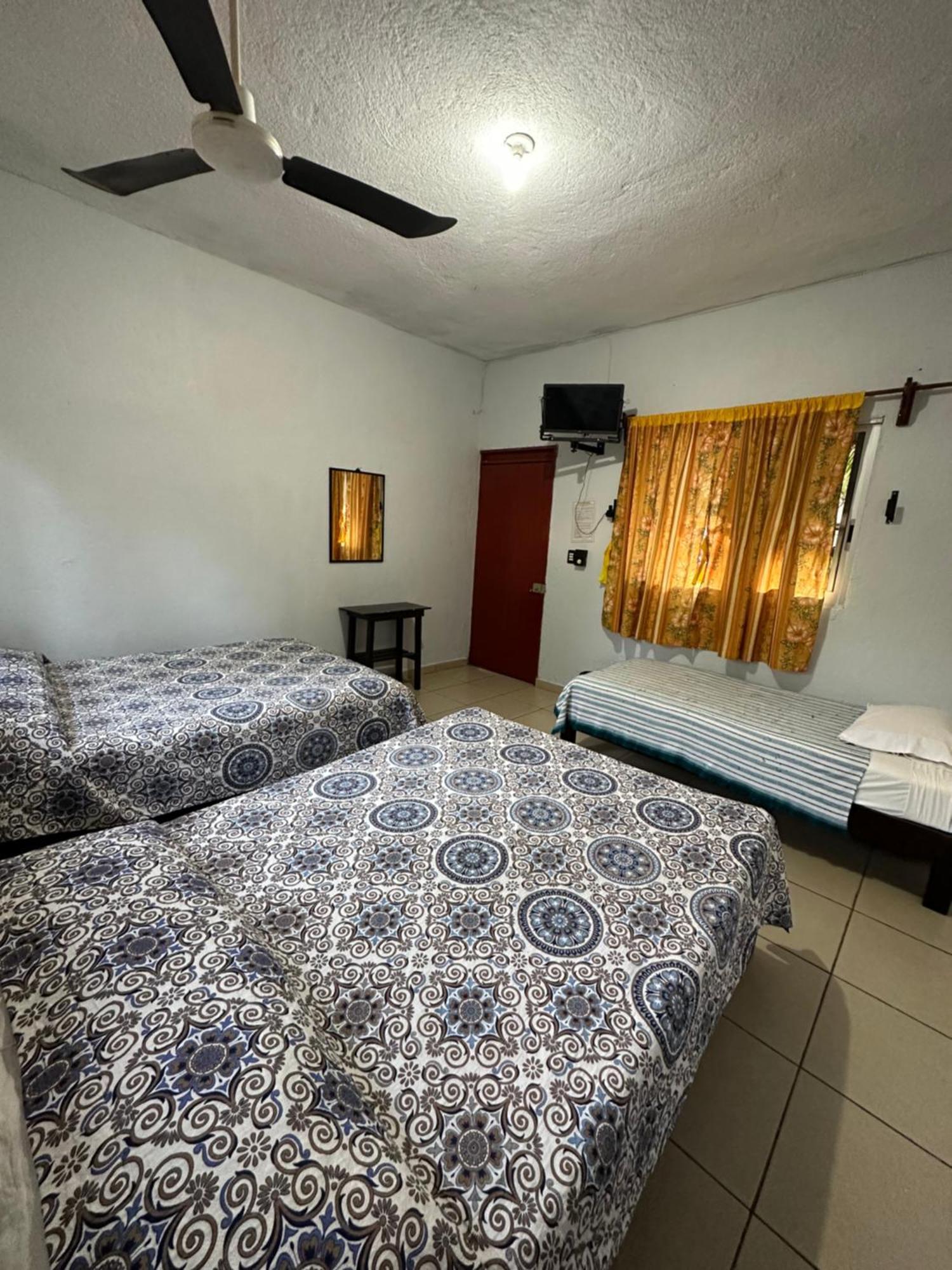 Hotel Cabanas Pepe Пуэрто-Эскондидо Экстерьер фото